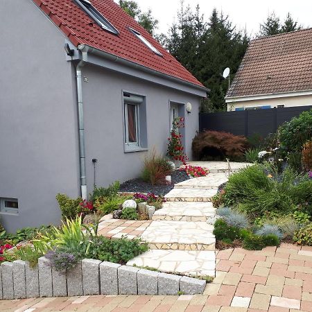 Gite Terre D'Helene 4 A 5 Pers Proche Strasbourg 42 M2, 3 Etoiles, Wifi, Paisible, Jardin, Proche Commerces,16 Atouts, Animaux Acceptes Berstett Екстер'єр фото